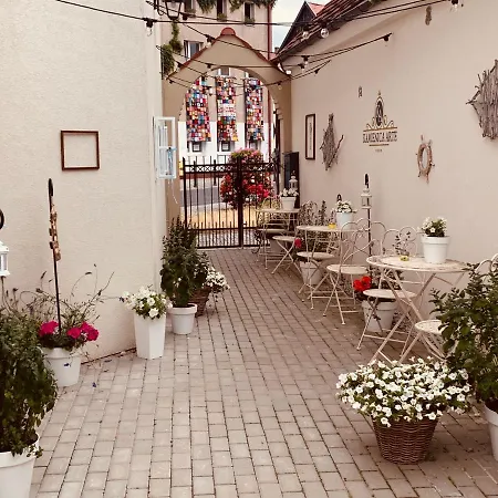 Kamienica Arte 1 Daire